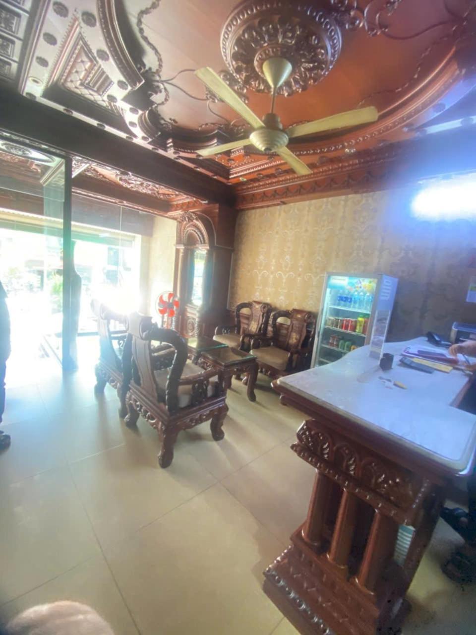 Hotel Khach San Hoang